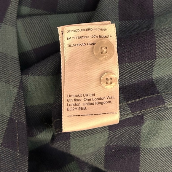UNTUCKit Navy & Green Vigouroux Plaid Flannel Button Down Shirt Men’s Size M - Picture 13 of 15